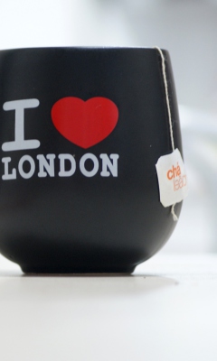 Das I Love London Mug Wallpaper 240x400