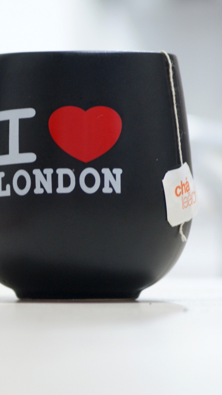 I Love London Mug wallpaper 750x1334