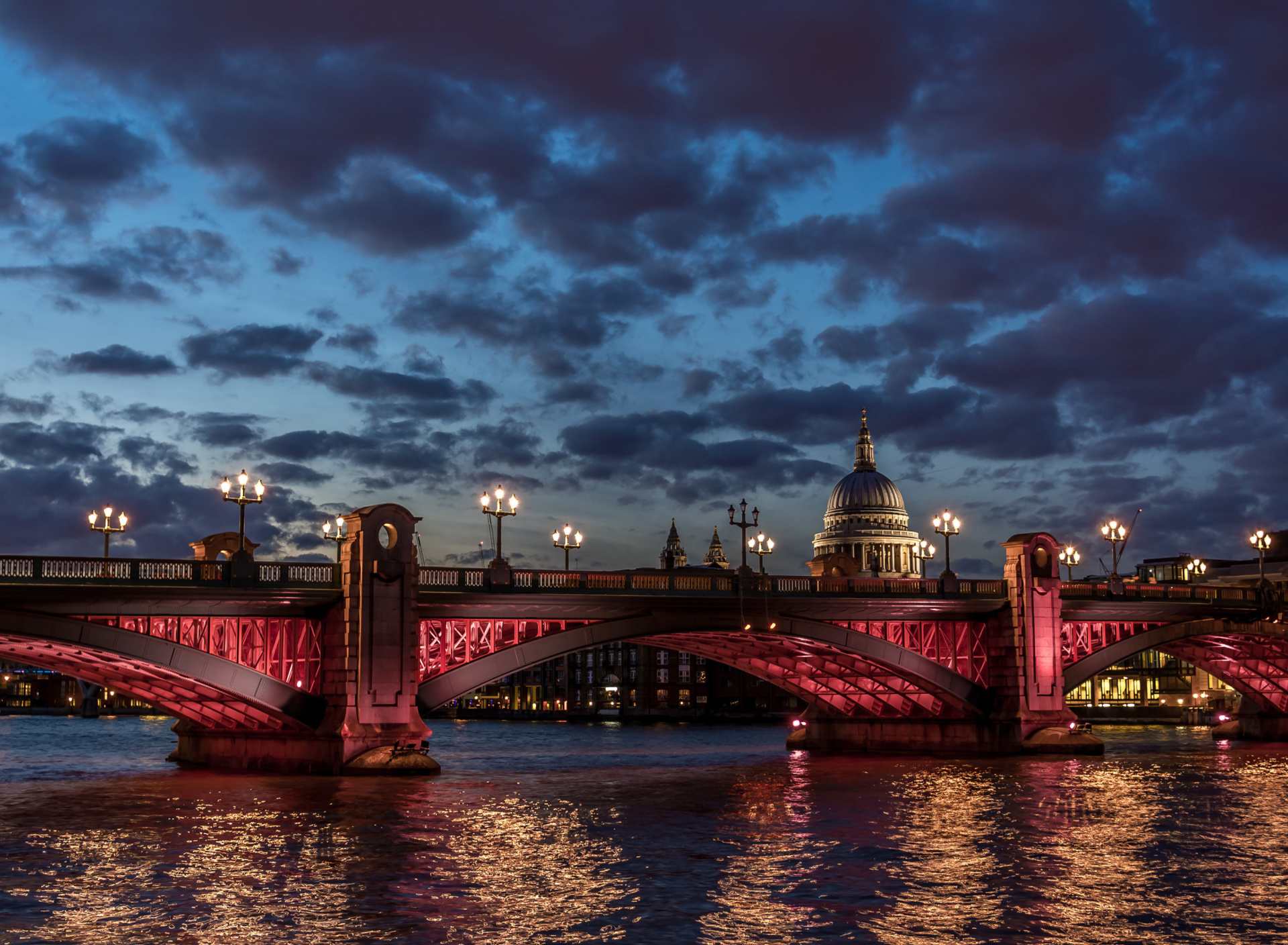 Das Westminster Bridge in UK Wallpaper 1920x1408