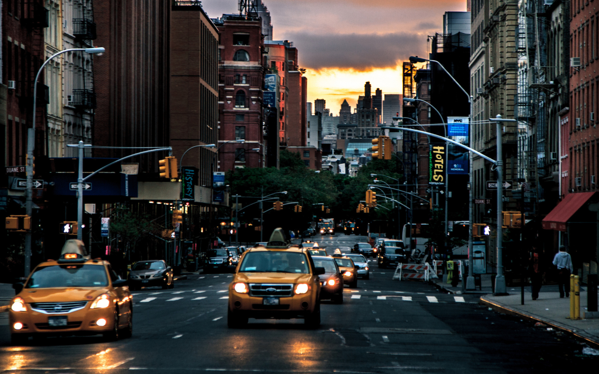 Das New York City Streets At Sunset Wallpaper 1920x1200