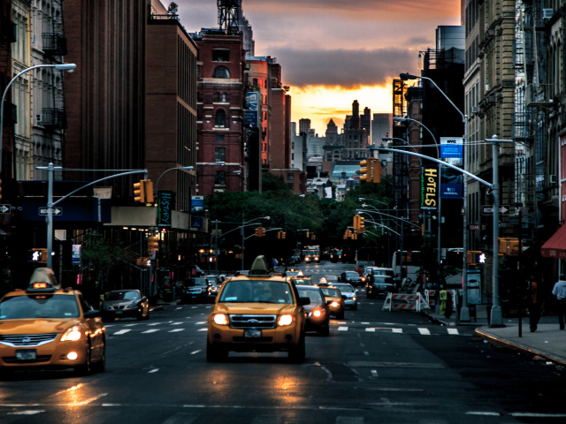 New York City Streets At Sunset wallpaper 640x480