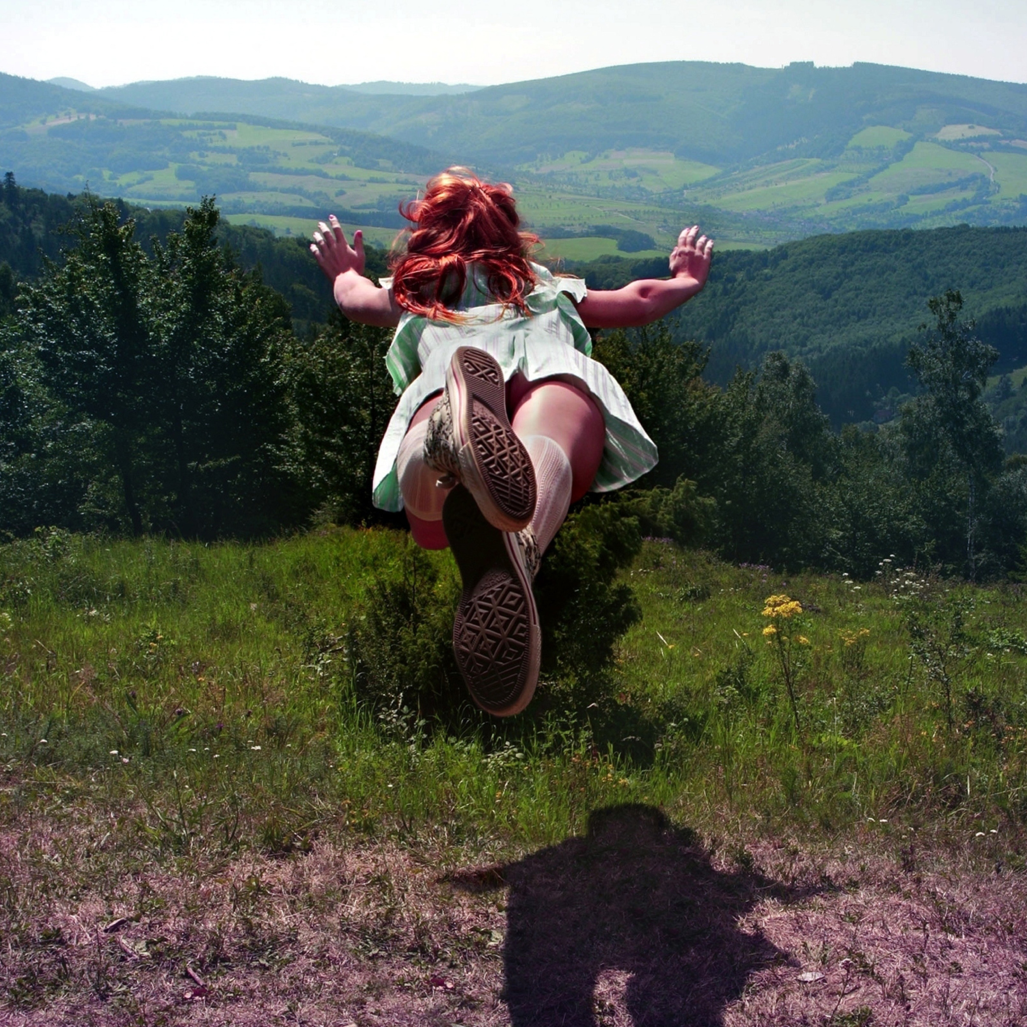 Girl Jumping And Flying wallpaper 2048x2048