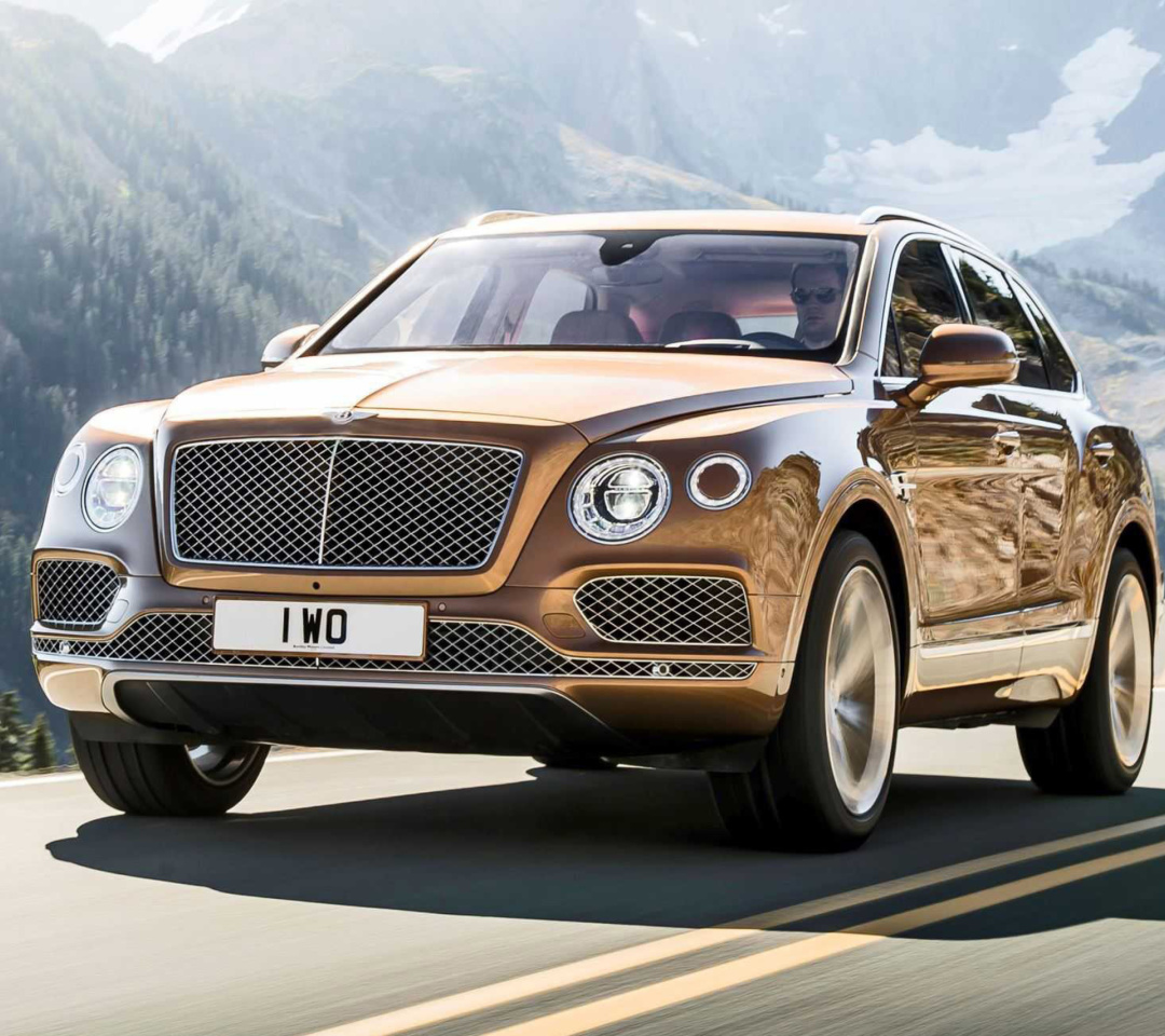 Bentley Bentayga SUV wallpaper 1080x960