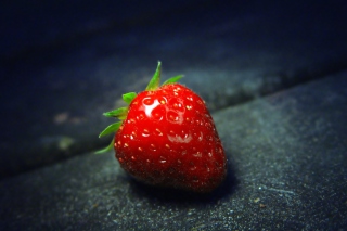 Strawberry Picture for Android, iPhone and iPad