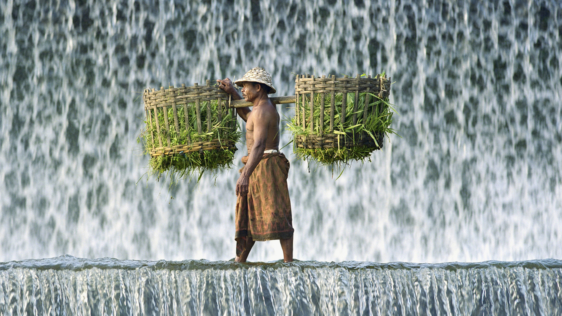 Fondo de pantalla Vietnamese Farmer 1920x1080