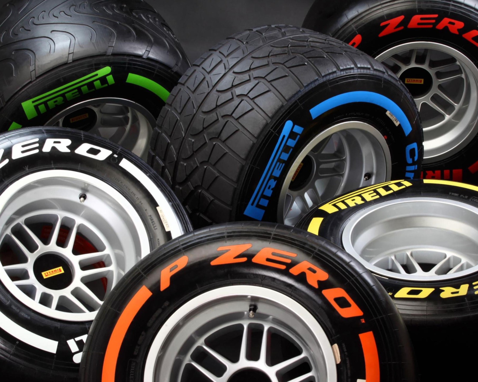 Fondo de pantalla Tyres 1600x1280