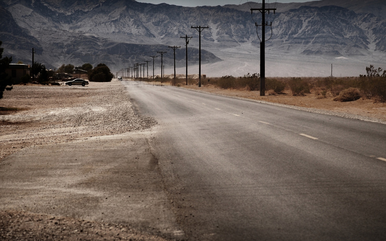 Desert Road And Mountains wallpaper 1280x800