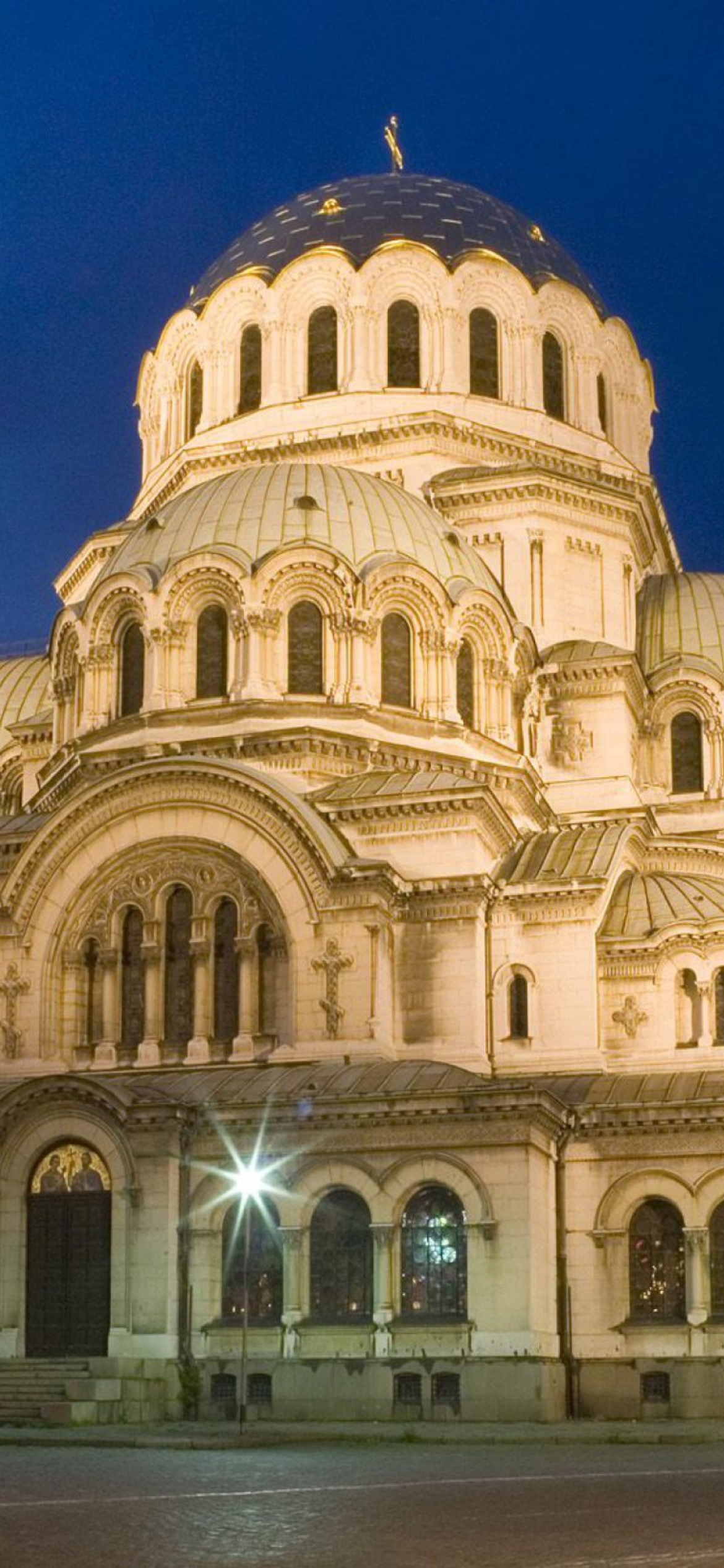 Screenshot №1 pro téma Alexander Nevsky Cathedral, Sofia, Bulgaria 1170x2532