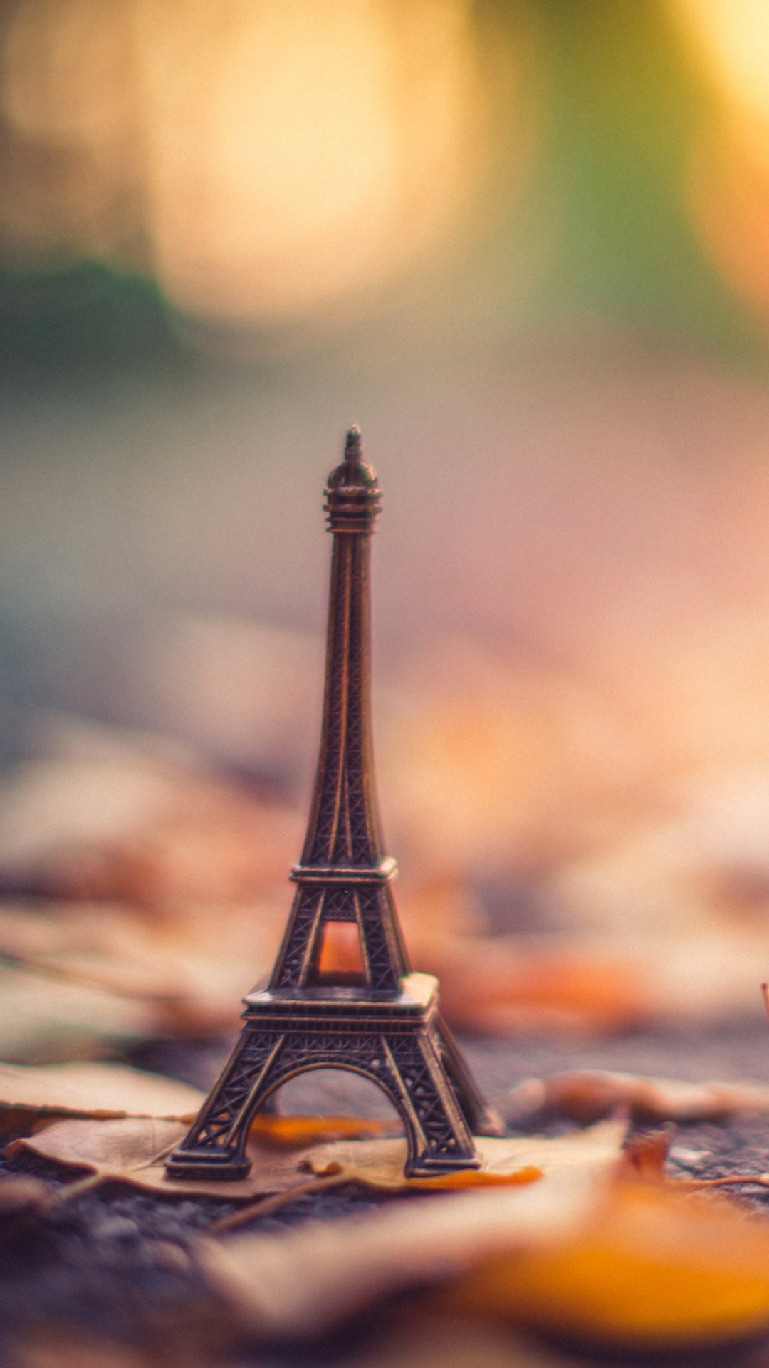 Toy Tour De Eiffel screenshot #1 1080x1920