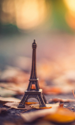 Toy Tour De Eiffel screenshot #1 240x400