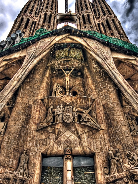 Обои Barcelona Sagrada Familia 480x640