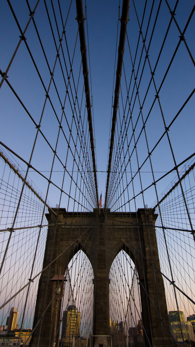 New York, Brooklyn Bridge wallpaper 640x1136