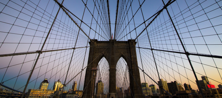 New York, Brooklyn Bridge wallpaper 720x320