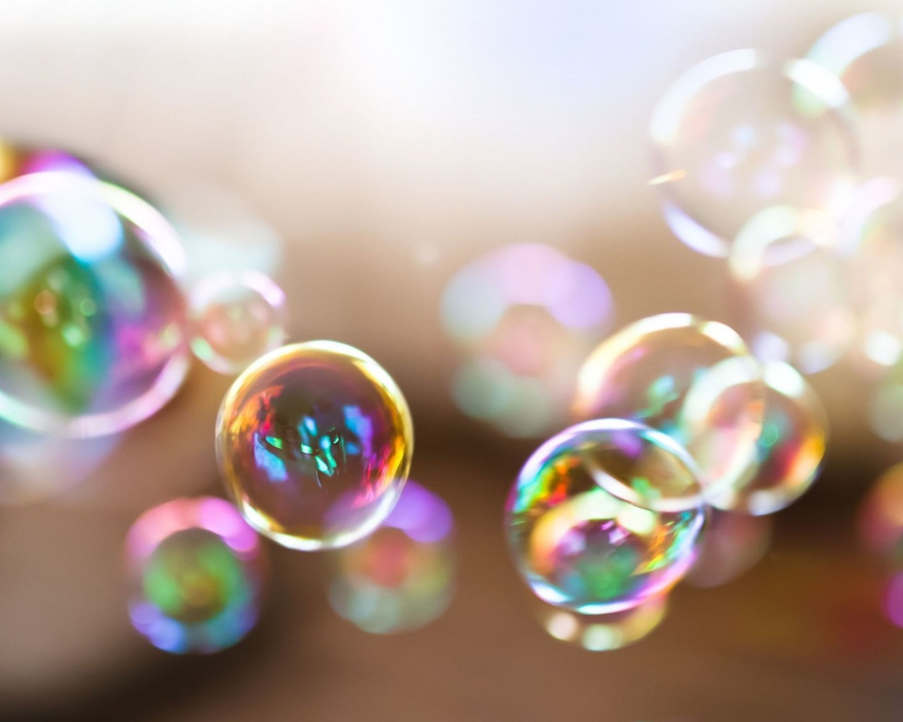 Das Colorful Bubbles Wallpaper 1280x1024