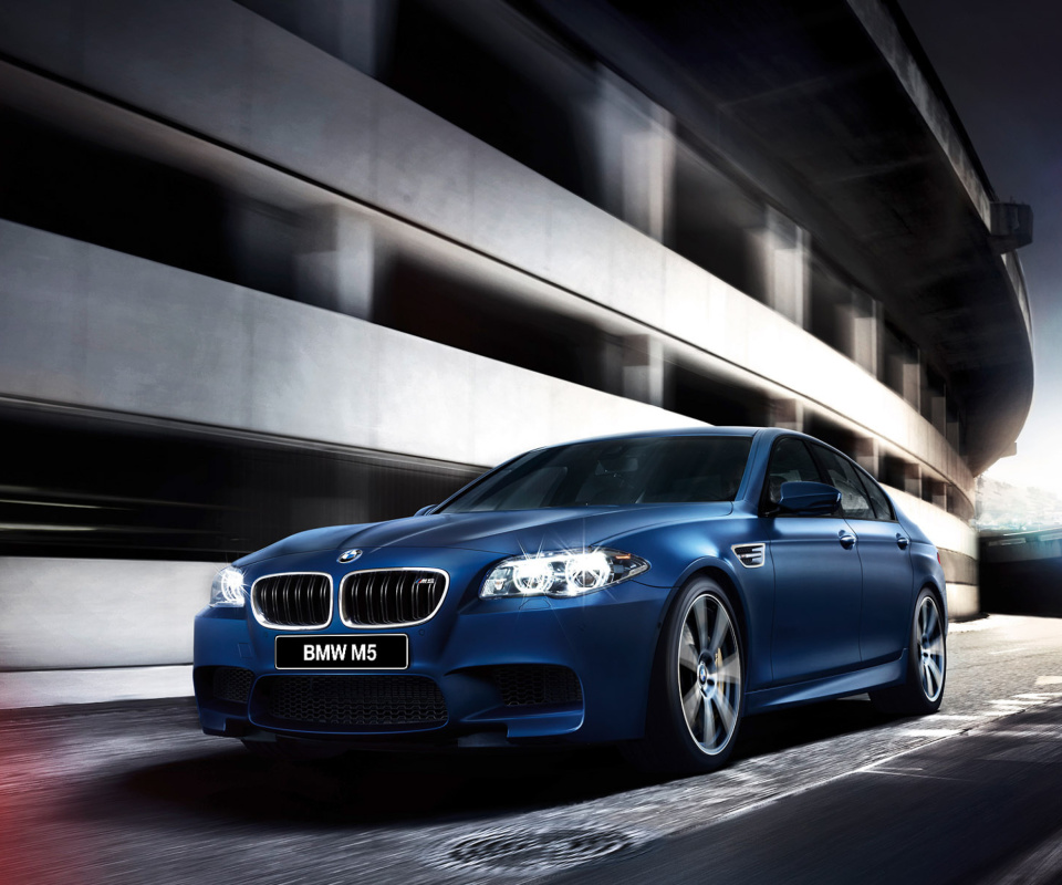 Das BMW M5 F10 Wallpaper 960x800