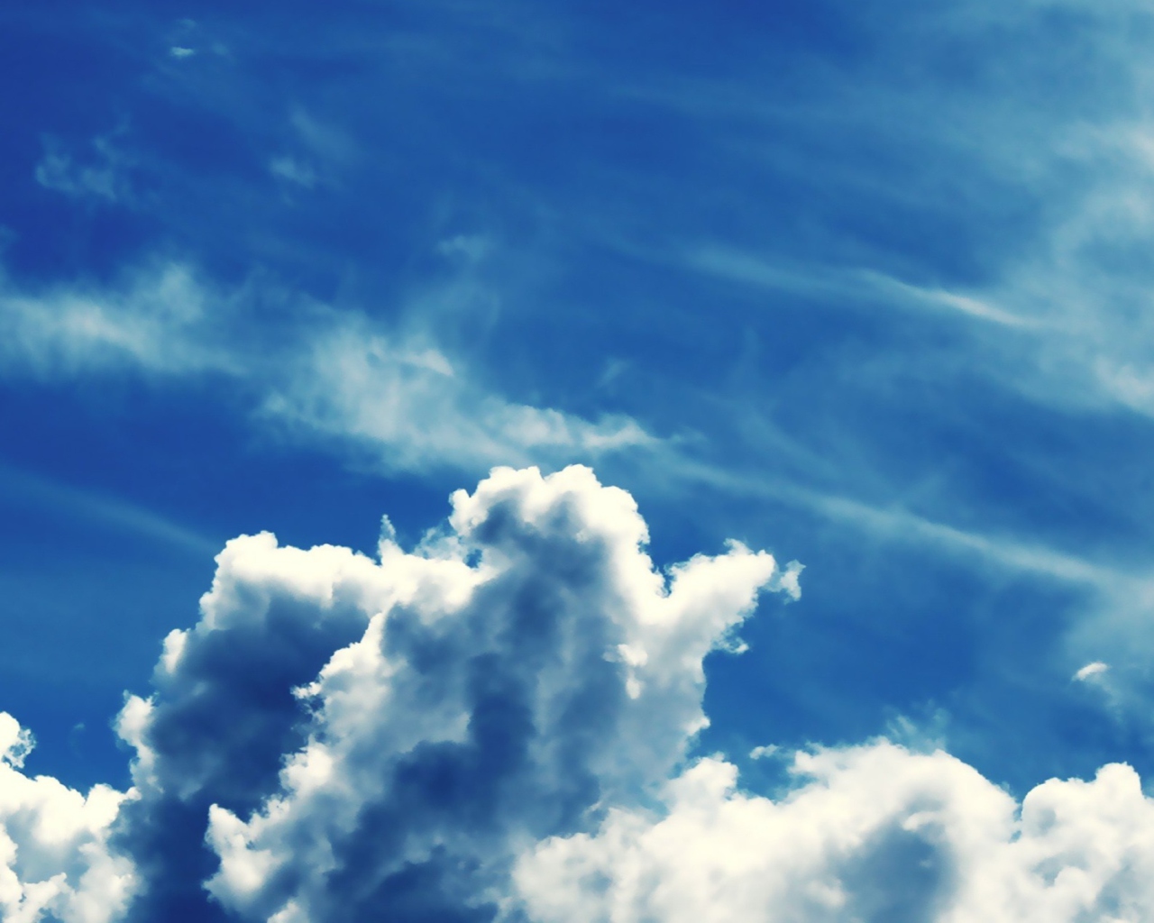 Sfondi Blue Sky With Clouds 1280x1024
