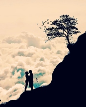 Fondo de pantalla Romance In Clouds 176x220