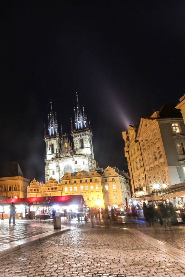 Sfondi Prague At Night 640x960