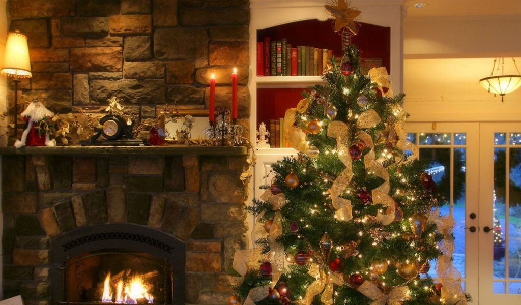Sfondi Christmas Tree At Home 1024x600