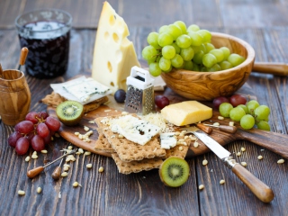 Cheese And Buscuits Ideal Combination wallpaper 320x240