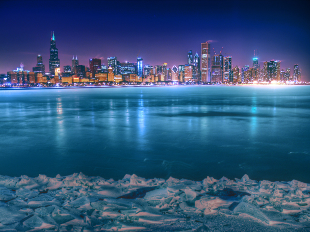 Das Chicago City At Night Wallpaper 640x480