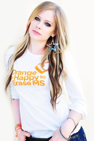 Sfondi Avril Lavigne 2013 320x480