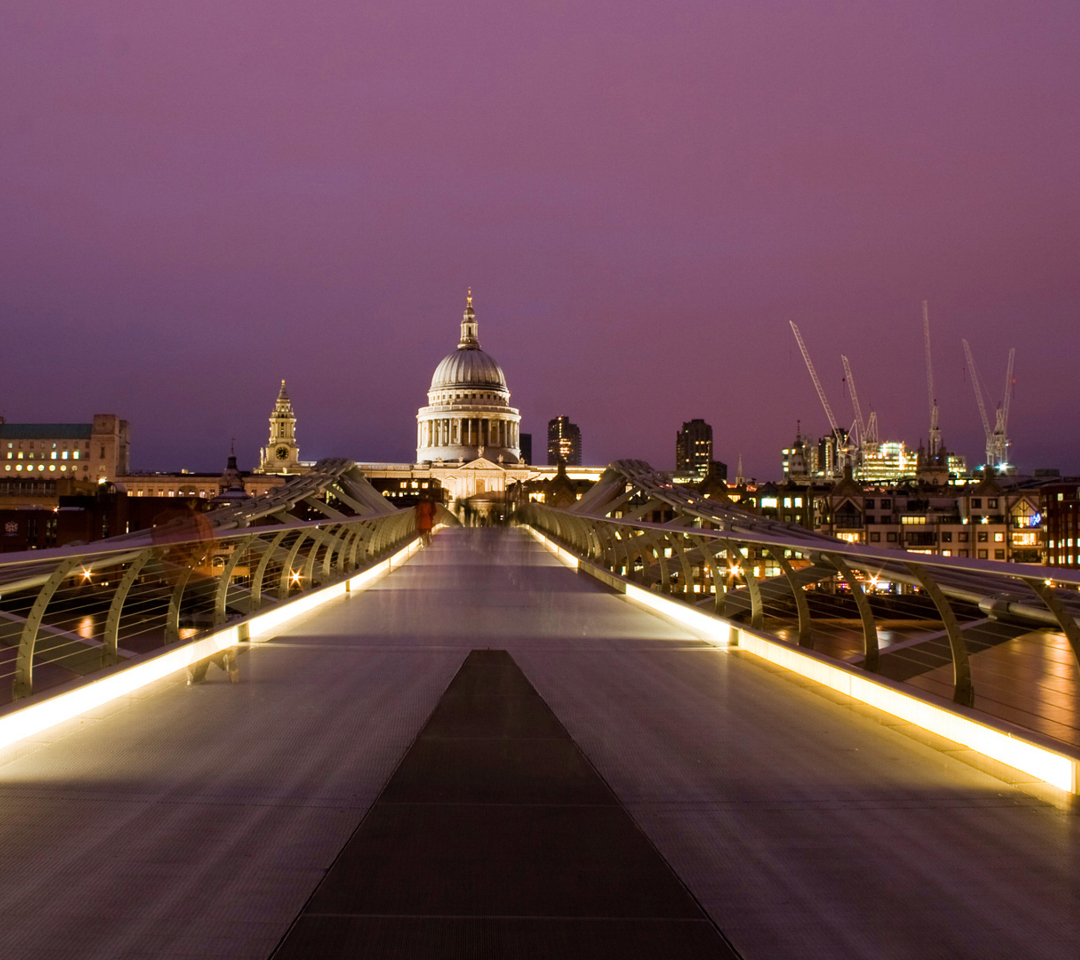 Screenshot №1 pro téma Millennium Futuristic Bridge in London 1080x960