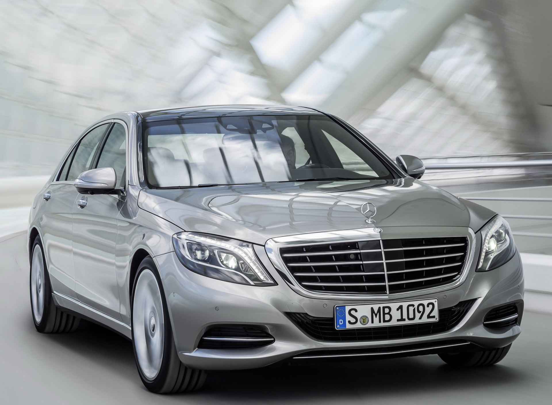 Sfondi 2016 Mercedes Benz S400 4Matic 1920x1408