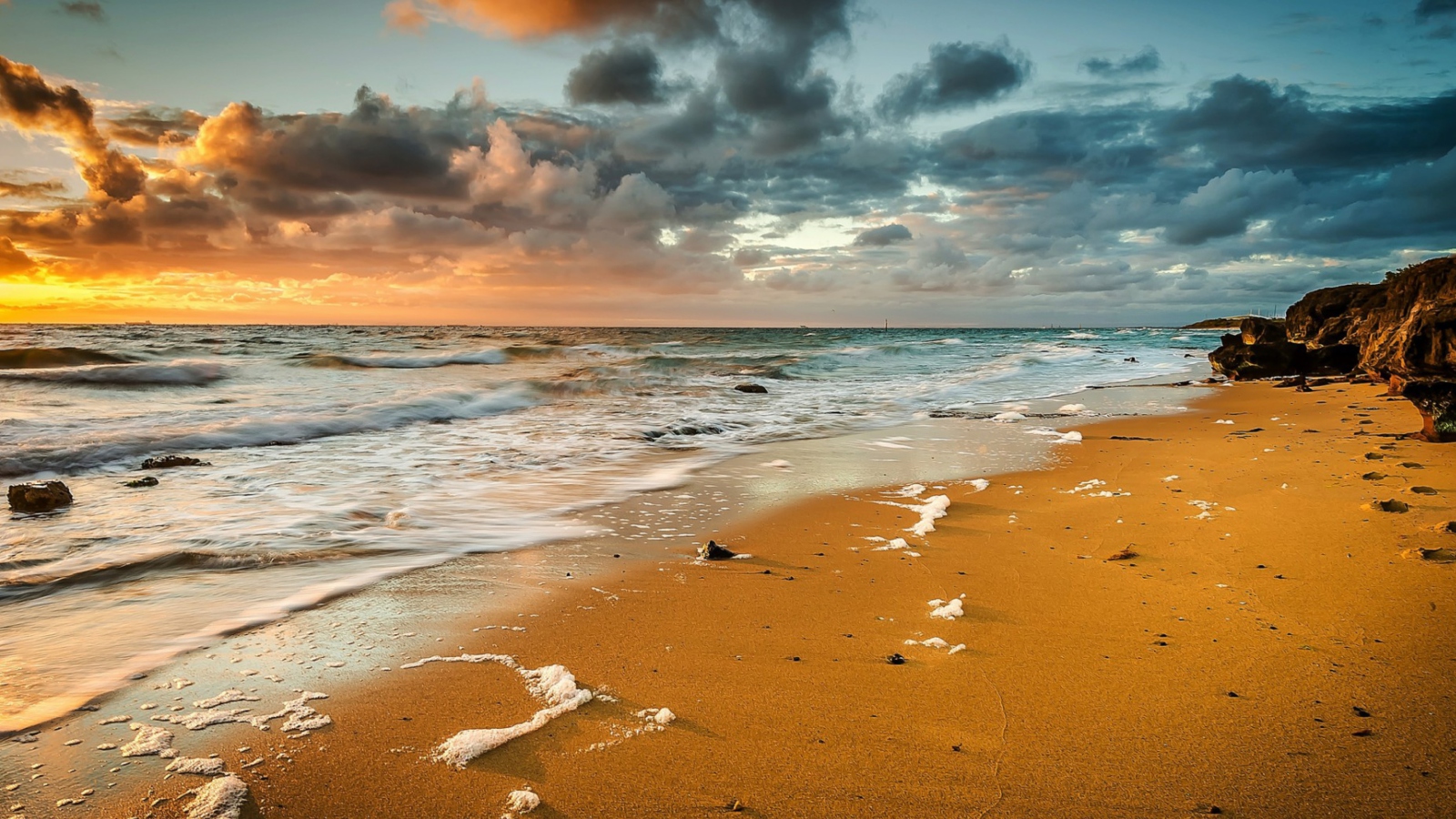 Screenshot №1 pro téma Yellow Blue Colors Of Sea Sunset 1600x900