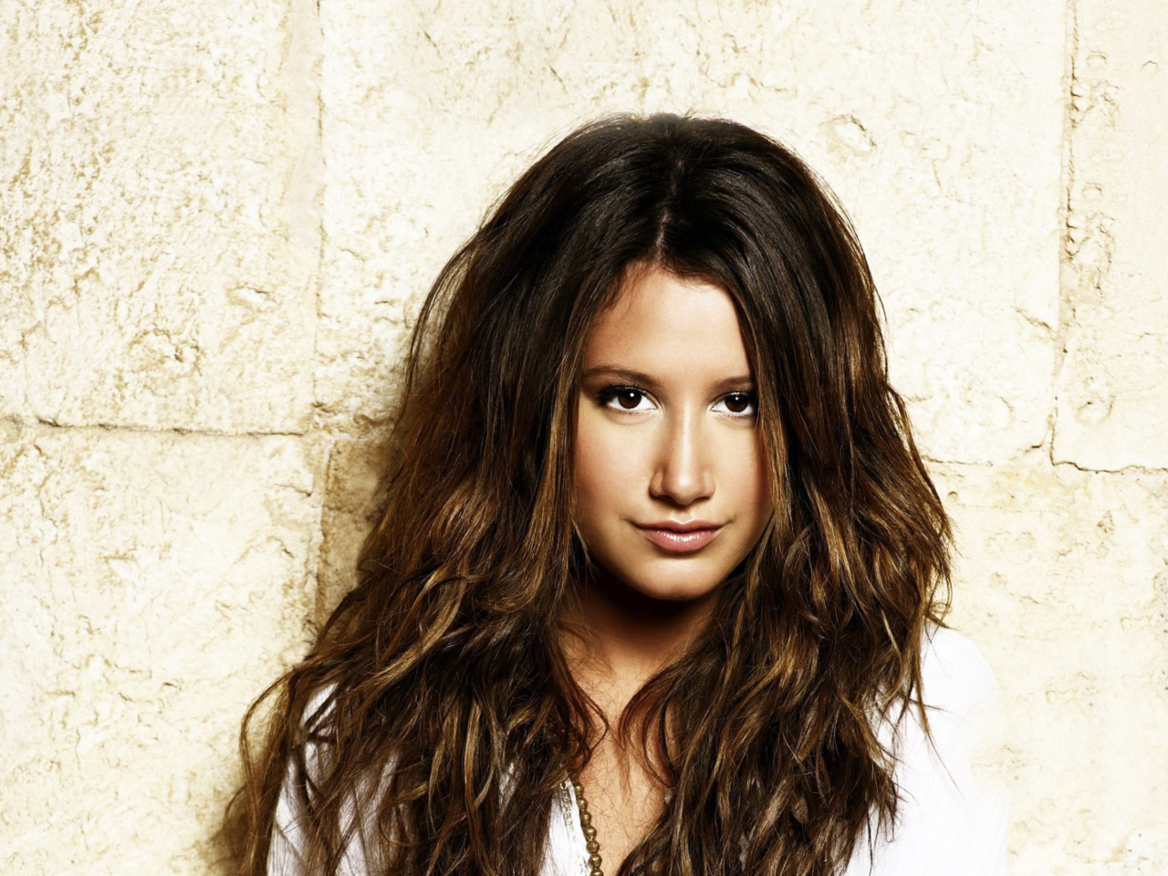 Screenshot №1 pro téma Ashley Tisdale 1280x960