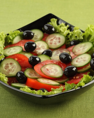 Free Fresh Salad Picture for 240x320