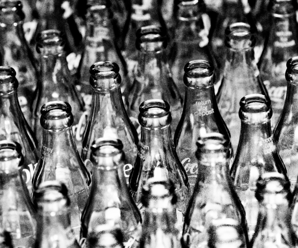 Fondo de pantalla Coca Cola Bottles 960x800