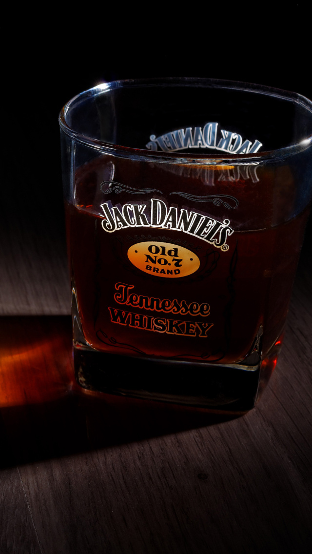 Whiskey jack daniels wallpaper 640x1136