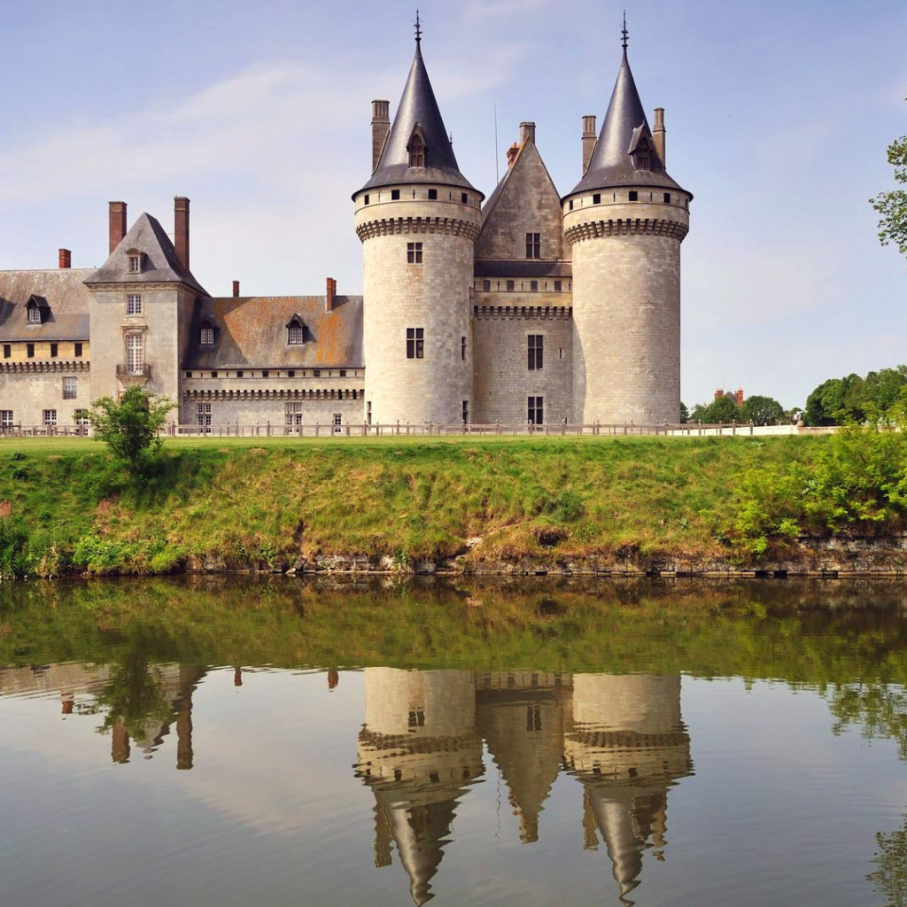 Обои Chateau de Sully 1024x1024