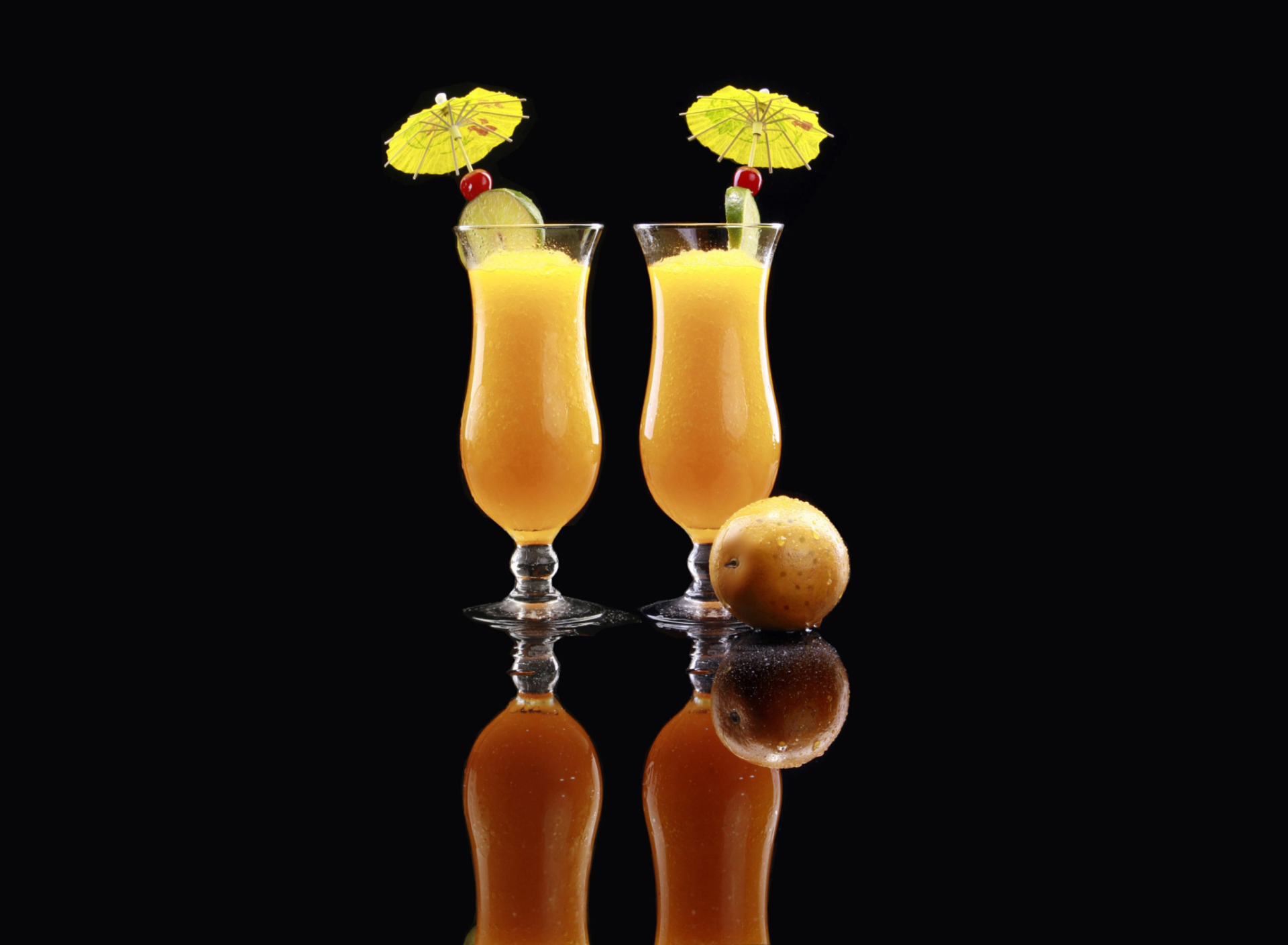 Обои Spring Fresh Cocktails 1920x1408