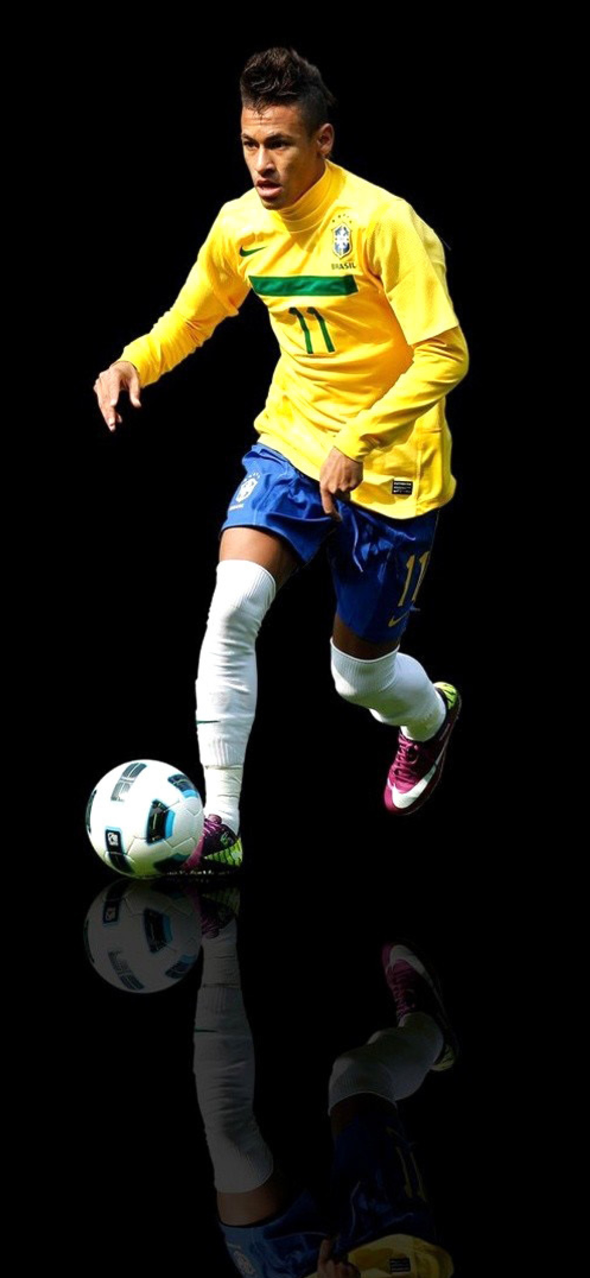 Обои Neymar Brazilian Professional Footballer 1170x2532