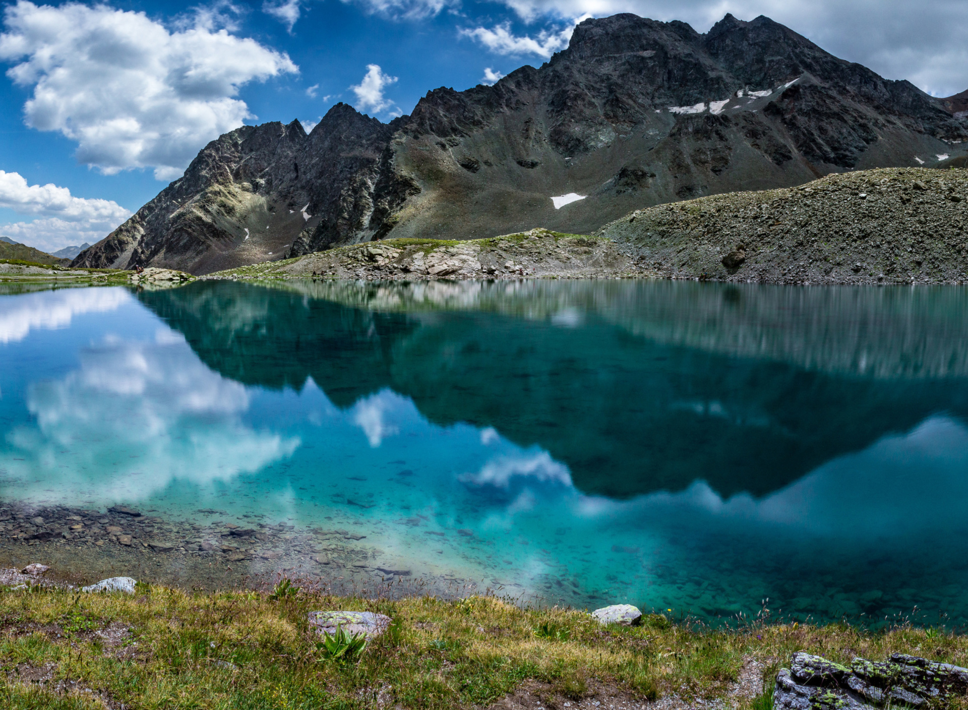 Fondo de pantalla Lake Geneva in Switzerland 1920x1408