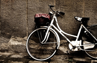 Free Bike Picture for Android, iPhone and iPad