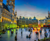 Grand place by night in Brussels wallpaper 176x144