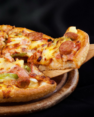 Pizza from Pizza Hut Wallpaper for 240x320