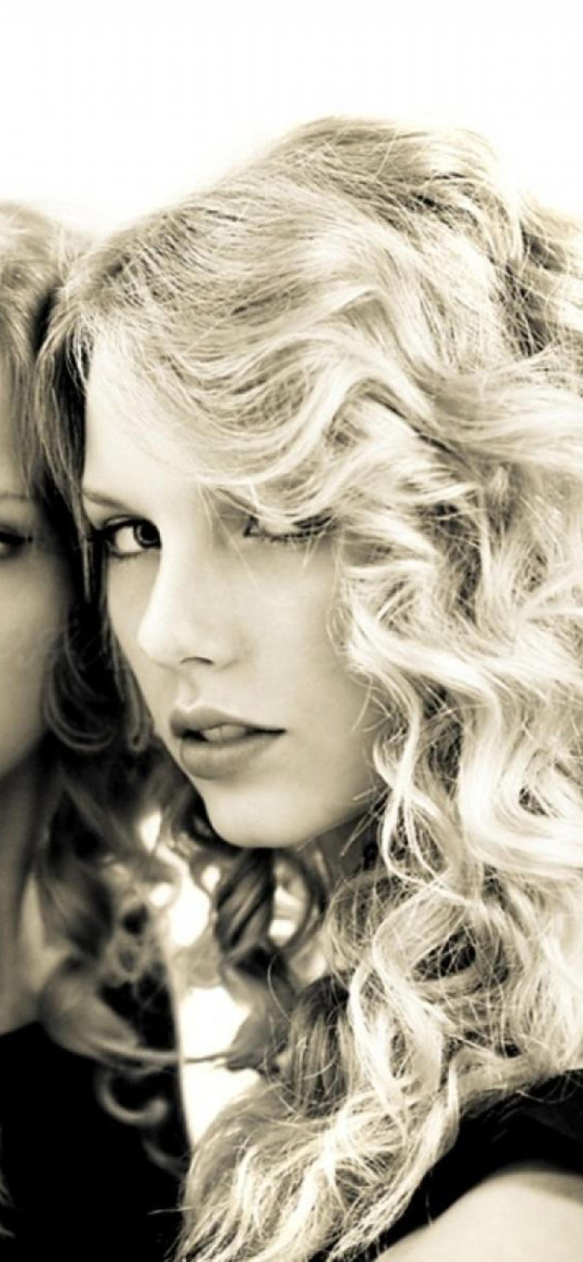 Fondo de pantalla Taylor Swift Black And White 1170x2532