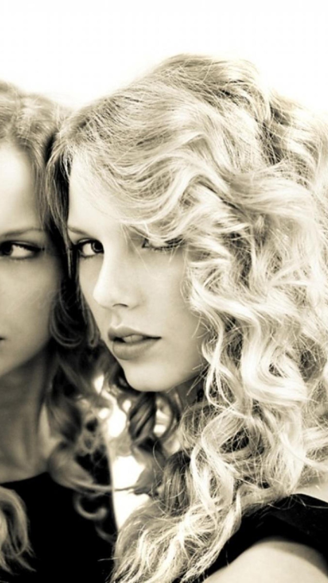 Fondo de pantalla Taylor Swift Black And White 640x1136