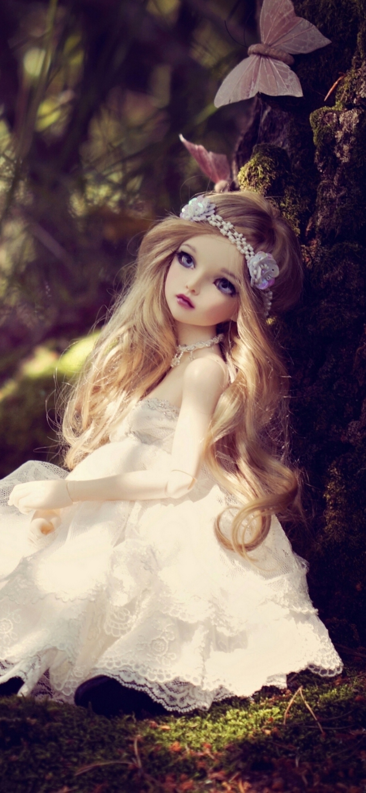 Sfondi Beautiful Princess Doll 1170x2532