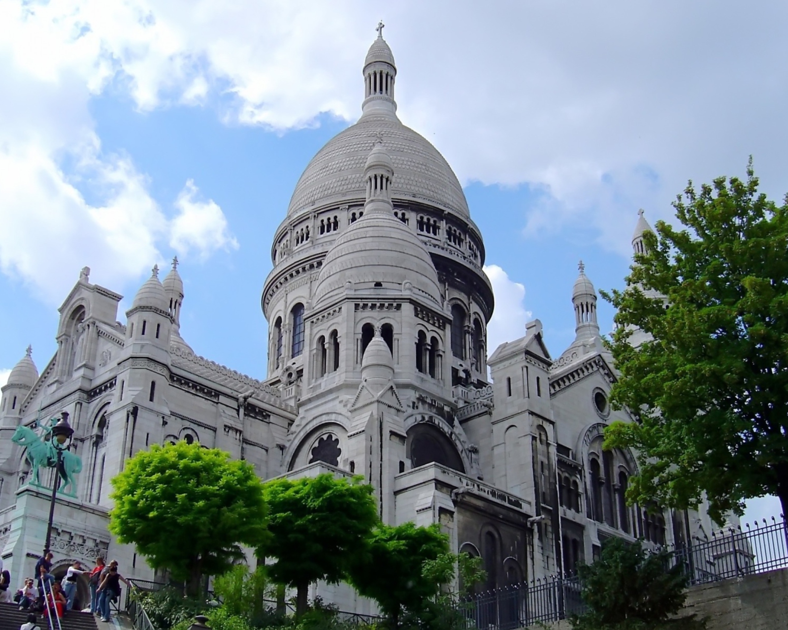 Обои Montmartre - Sacre Coeur 1600x1280