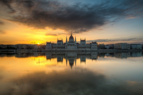 Sfondi Budapest At Sunrise 480x320