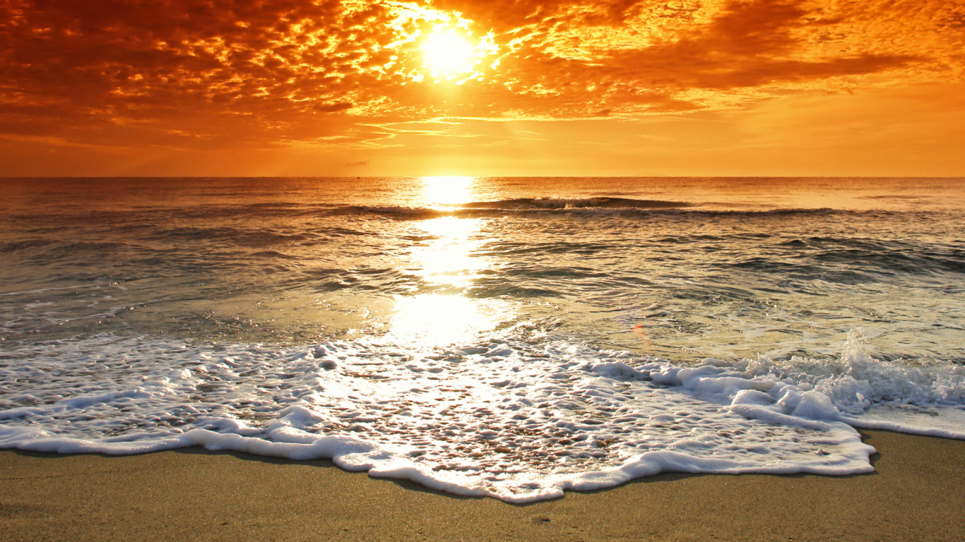 Sfondi Summer Beach Sunset 1366x768
