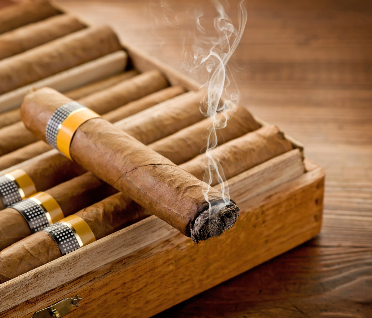 Screenshot №1 pro téma Cuban Cigar Cohiba 1200x1024