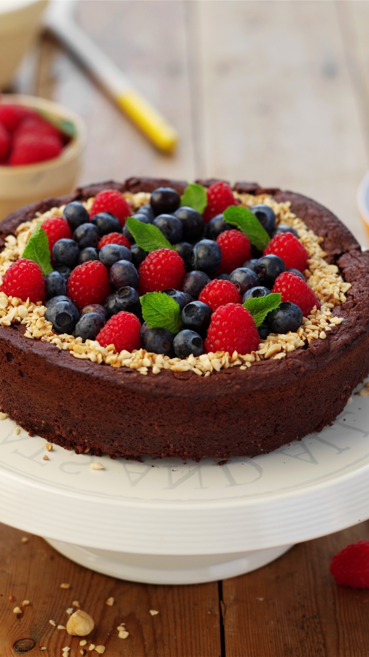 Berries Cake wallpaper 750x1334