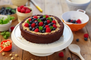 Berries Cake Picture for Android, iPhone and iPad