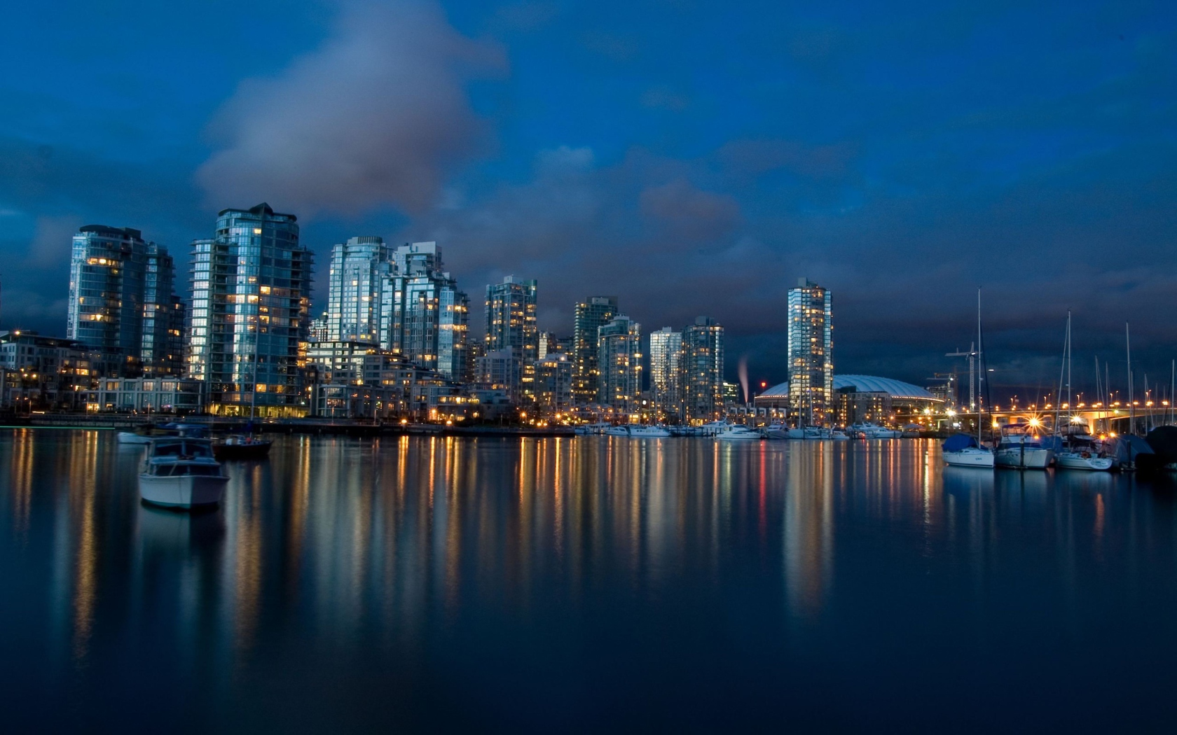 Das Vancouver Night Wallpaper 1680x1050